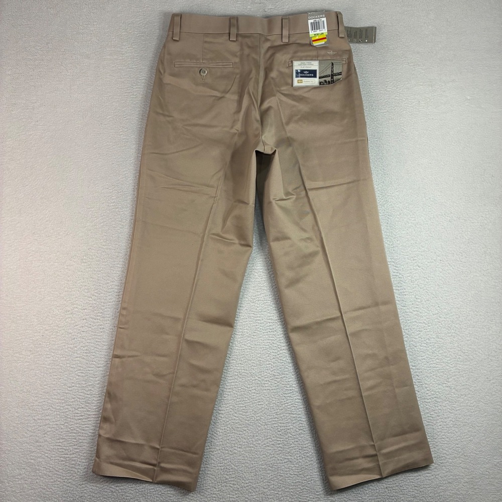 Dockers D3 Classic Chino Pant Men 30x29 Tan Flat Front Cotton Stretch Khaki NWT